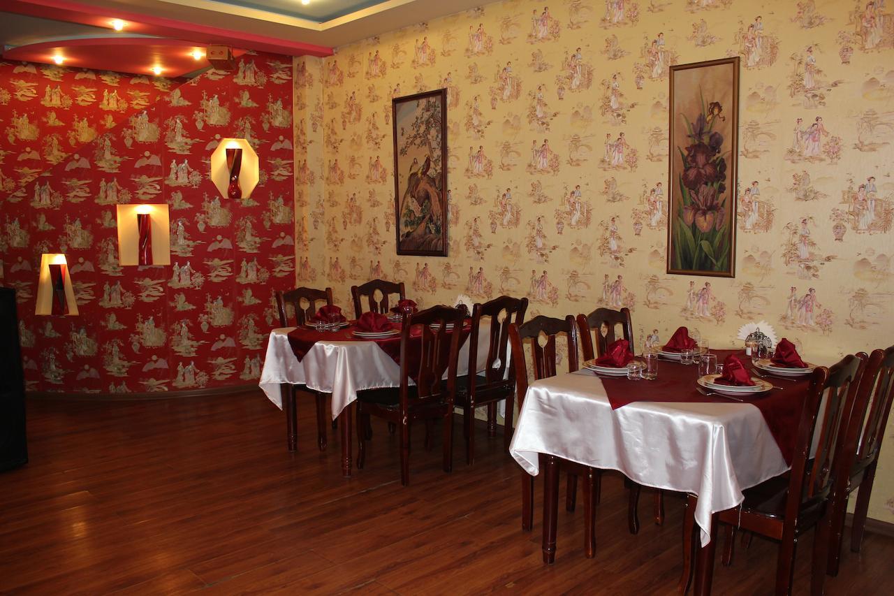 Pekin Hotel Temirtau Luaran gambar