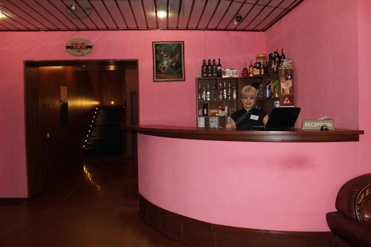Pekin Hotel Temirtau Luaran gambar